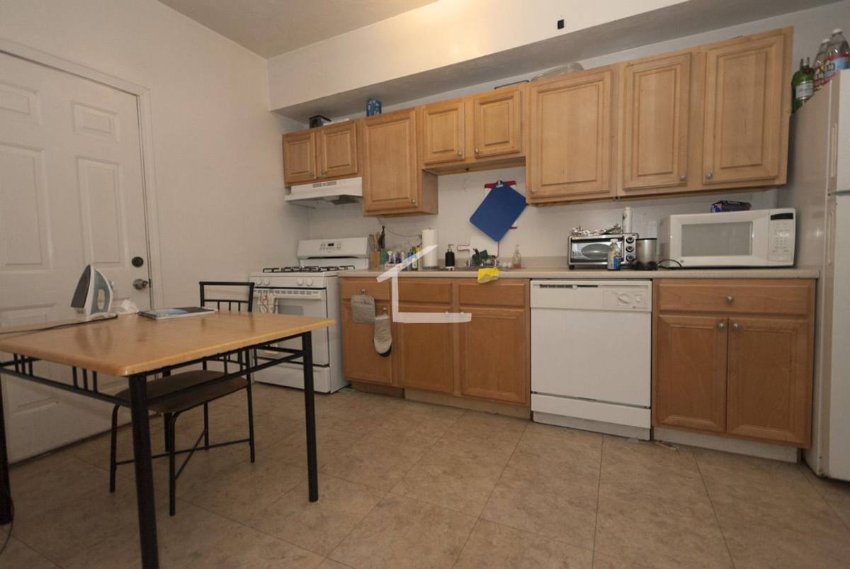 Apartment for rent at 14 Ashford #4, Allston, MA 02134