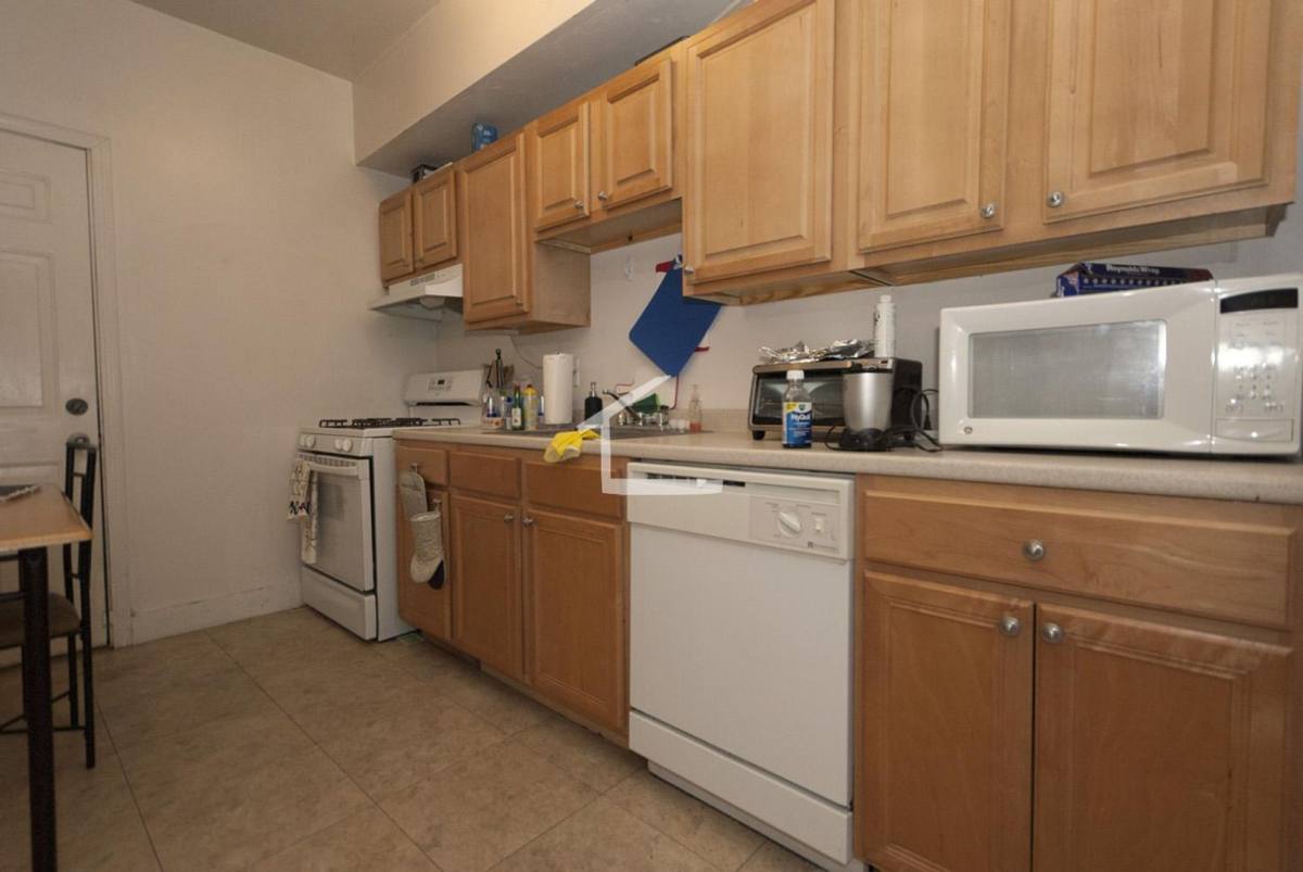 Apartment for rent at 14 Ashford #4, Allston, MA 02134