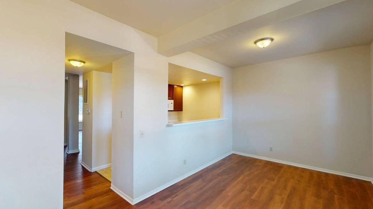 Apartment for rent at 3861 McRee Ave, Saint Louis, MO 63110