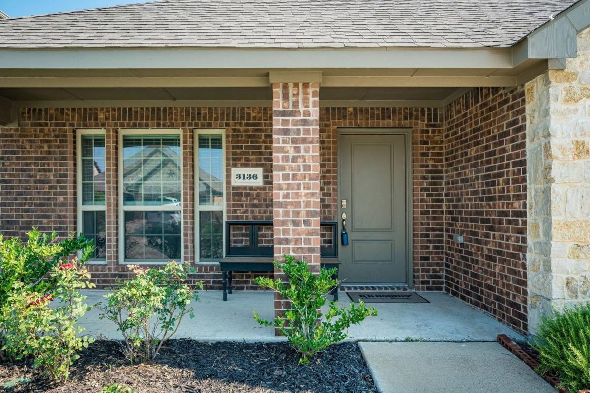 House for rent at 3136 Overlook Dr, Royse City, TX 75189