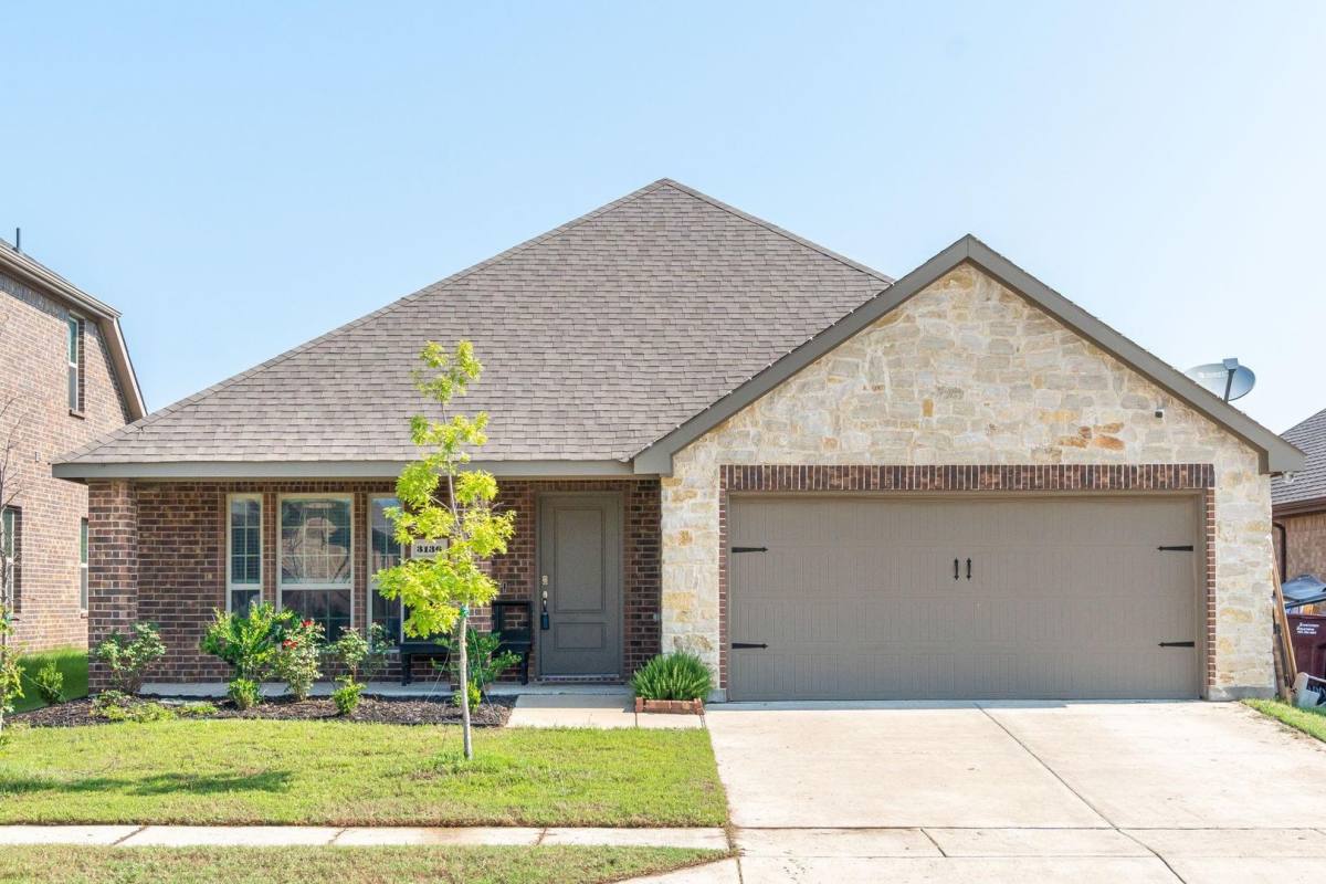 House for rent at 3136 Overlook Dr, Royse City, TX 75189