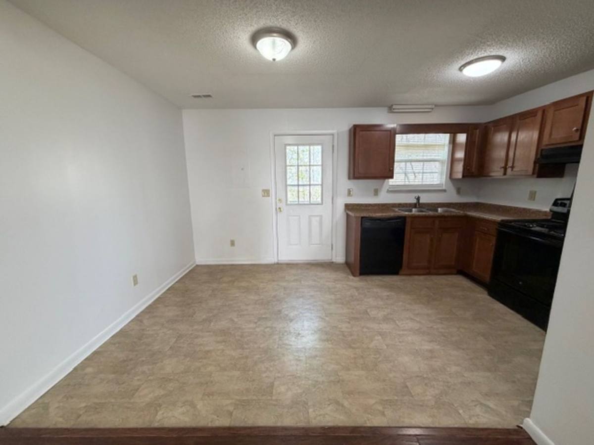 House for rent at 1981 Ridgeview Dr NW, Cleveland, TN 37311