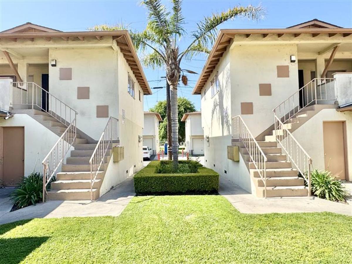 Apartment for rent at 2132-2134 W Juno Ave, Anaheim, CA 92804