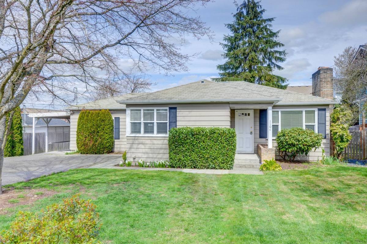 House for rent at 1104 N 30th St, Renton, WA 98056