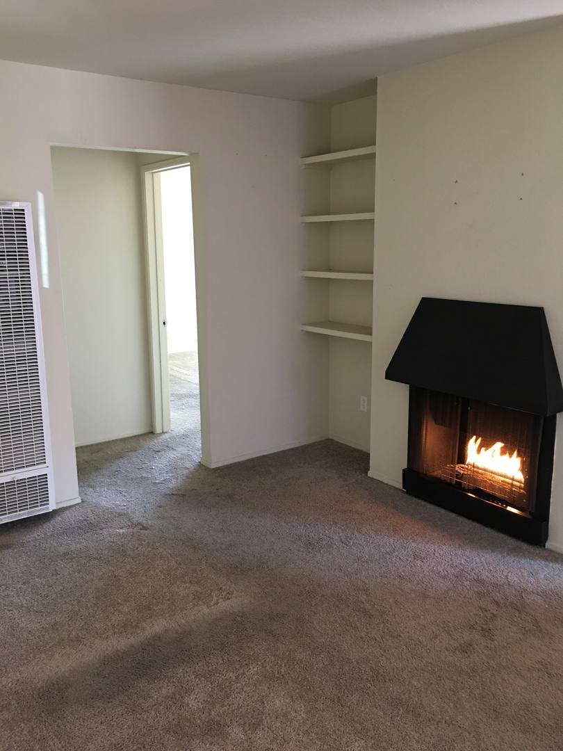 Apartment for rent at 415 15th St, Huntington Beach, CA 92648