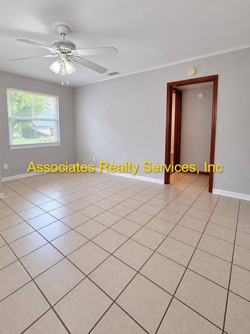 Apartment for rent at 202-208 NW 21st St, Gainesville, FL 32603