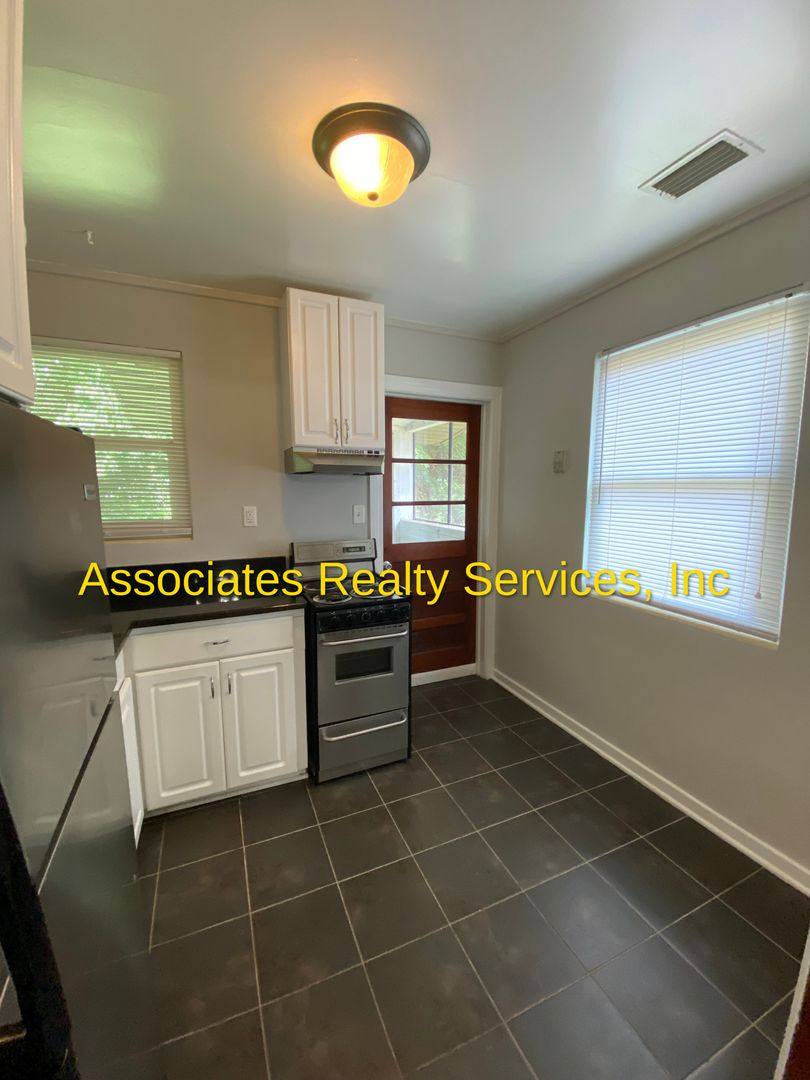 Apartment for rent at 202-208 NW 21st St, Gainesville, FL 32603
