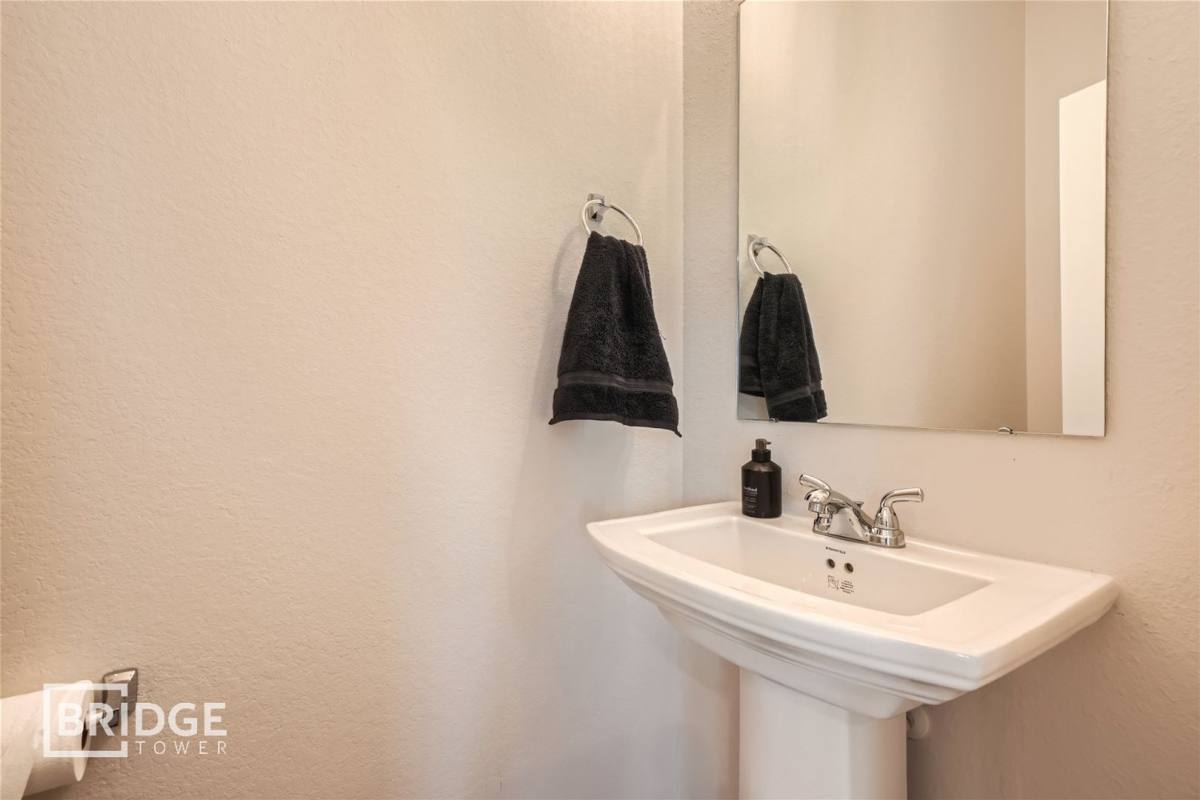 House for rent at 33130 Oak Heights Place, Magnolia, TX 77354
