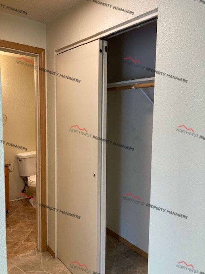 Apartment for rent at 1100 S Pearl St 1-36, Centralia, WA 98531