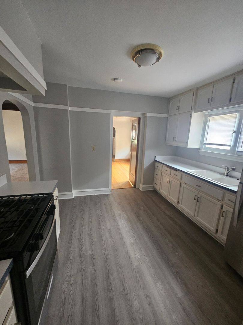 Townhouse for rent at 4147-4149 N Bartlett Ave, Milwaukee, WI 53211