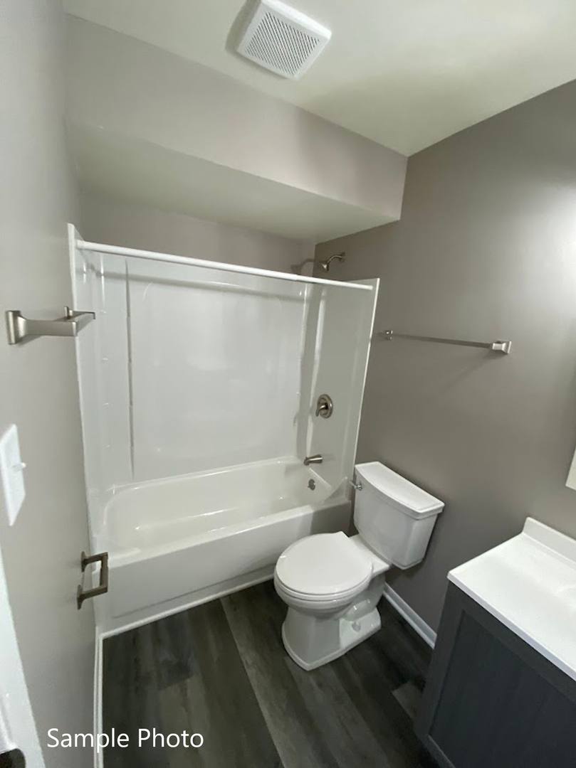 Apartment for rent at 149 N Milwaukee Ave, Lake Villa, IL 60046