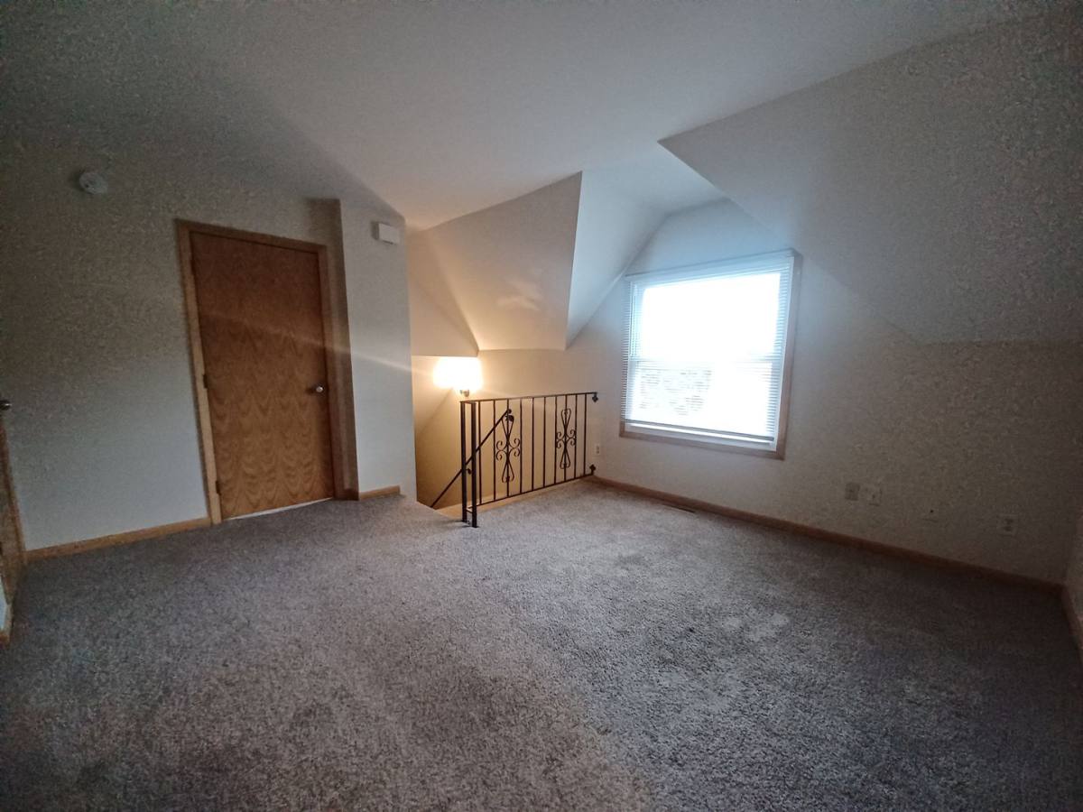 Apartment for rent at 409 Fairview Ave N, Saint Paul, MN 55104