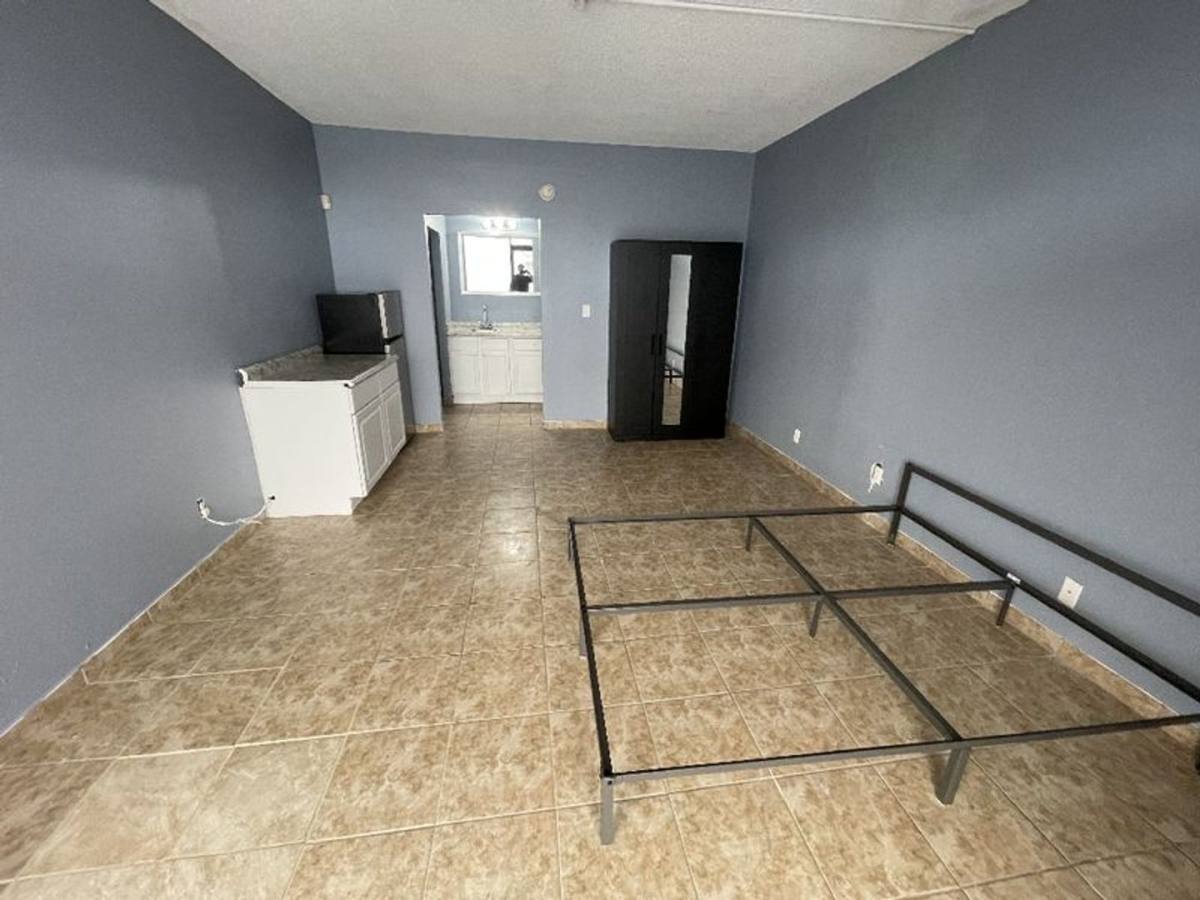 Condo for rent at 8421 S Orange Blossom Tr, Orlando, FL 32809