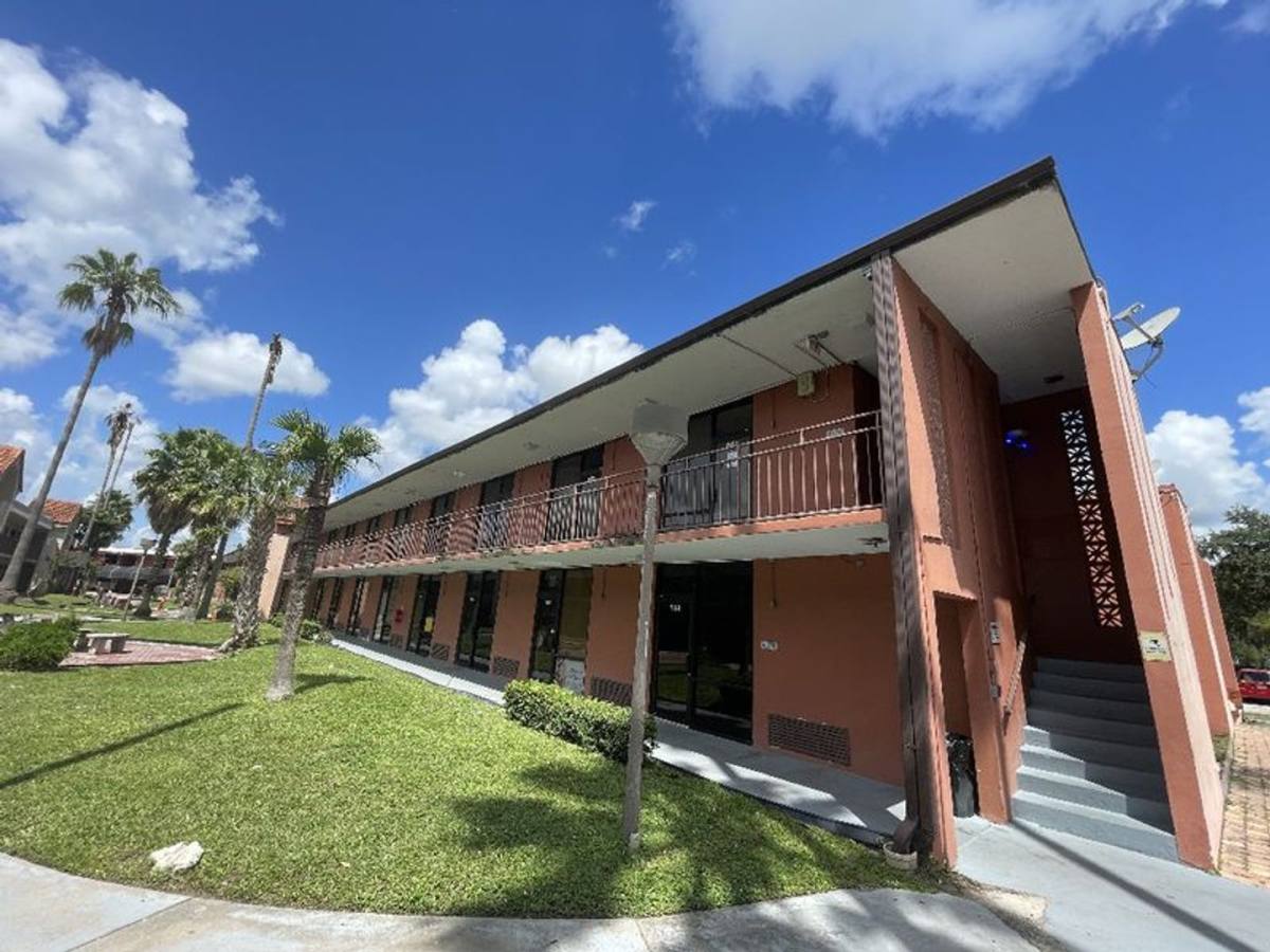 Condo for rent at 8421 S Orange Blossom Tr, Orlando, FL 32809