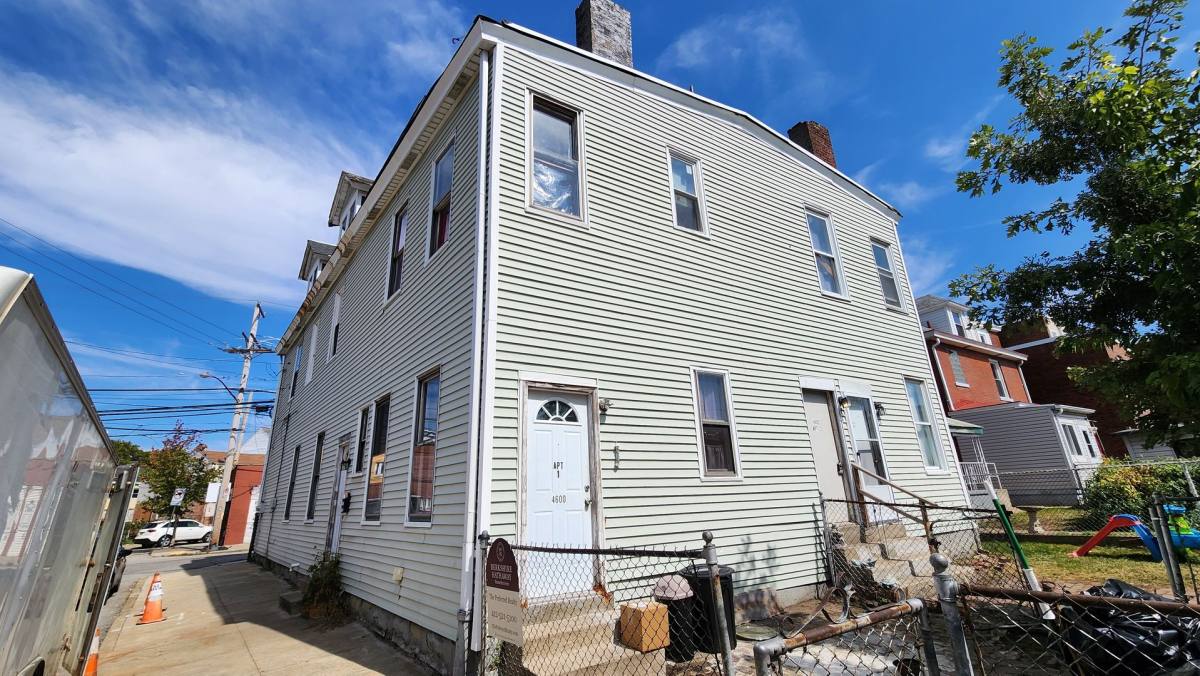 Apartment for rent at 4600 Friendship Ave, Pittsburgh, PA 15224