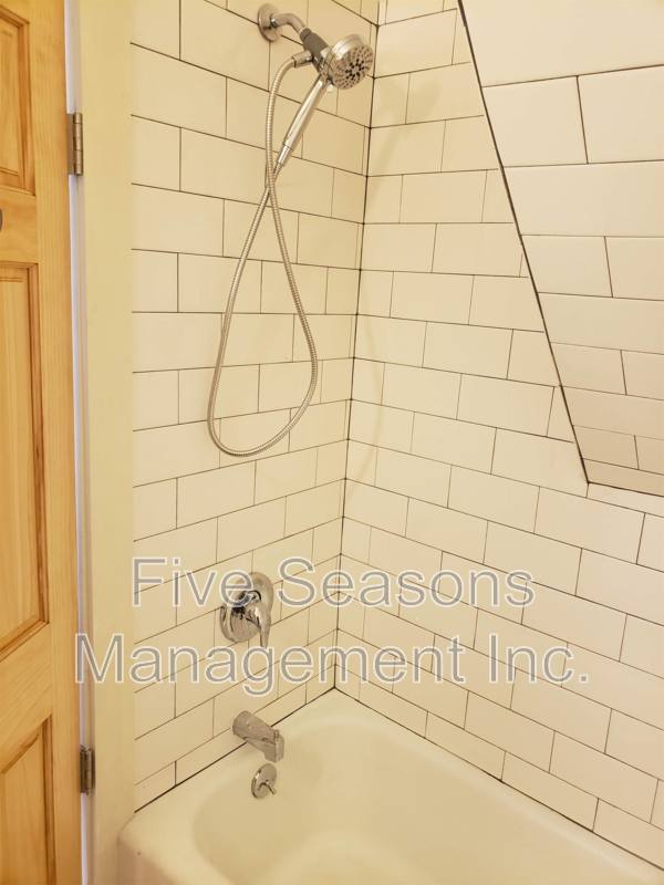 Apartment for rent at 235 Drew St, Burlington, VT 05401