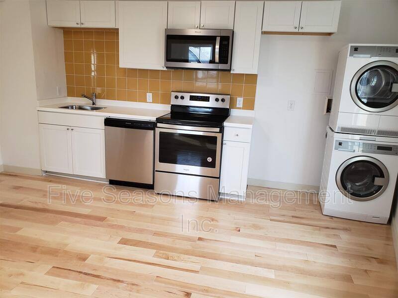 Apartment for rent at 235 Drew St, Burlington, VT 05401