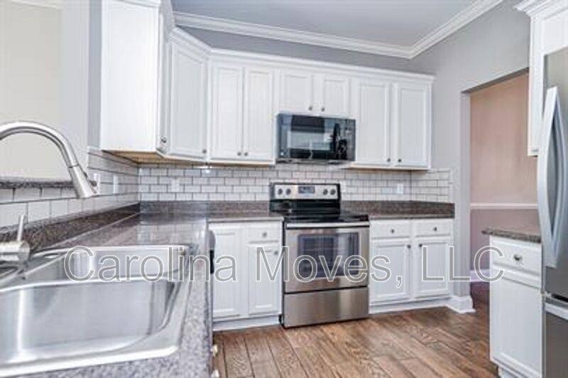 Townhouse for rent at 134 Trailside Lane, Greenville, SC 29607