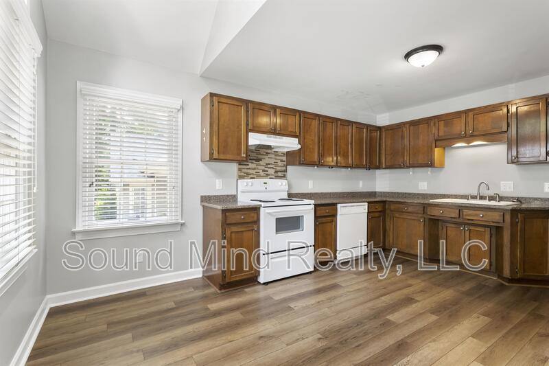 Townhouse for rent at 112 Lomond Lane, Cary, NC 27518