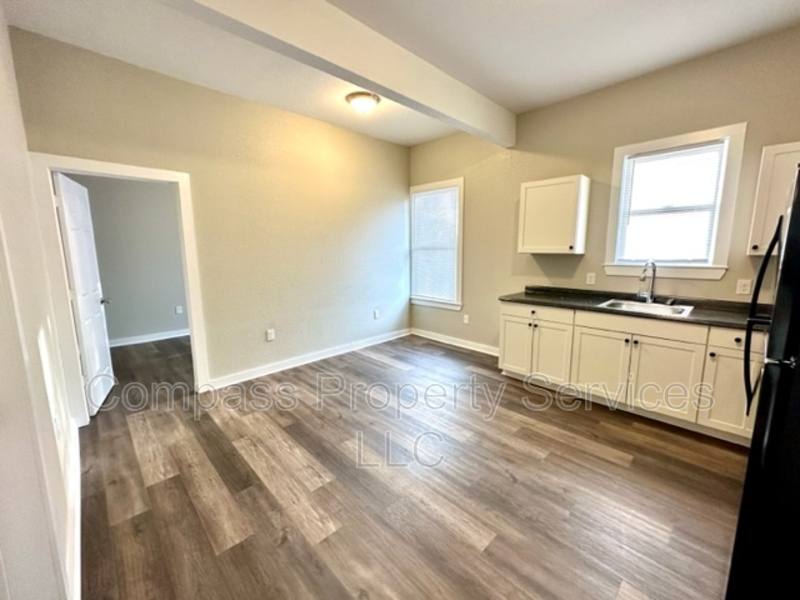 Apartment for rent at 1827 Proctor Ave #1827B, Waco, TX 76708