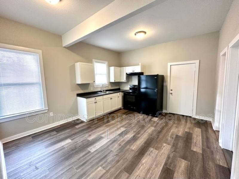 Apartment for rent at 1827 Proctor Ave #1827B, Waco, TX 76708