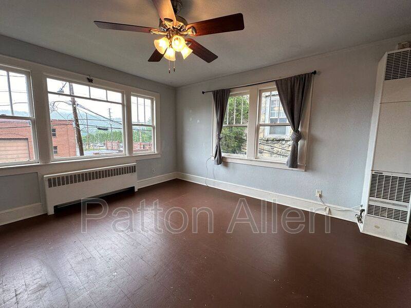 Apartment for rent at 60 Flint St #7, Asheville, NC 28801
