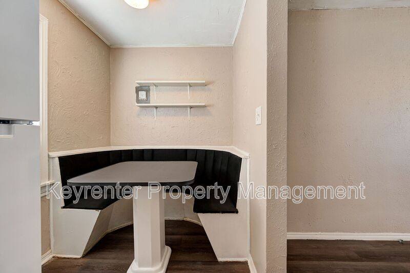 Apartment for rent at 316 SW 27th St #2, Oklahoma City, OK 73109