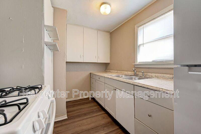 Apartment for rent at 316 SW 27th St #2, Oklahoma City, OK 73109