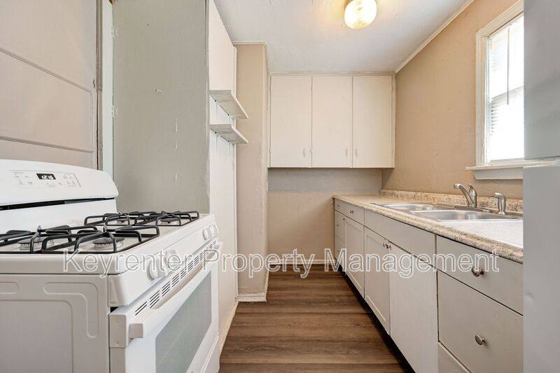 Apartment for rent at 316 SW 27th St #2, Oklahoma City, OK 73109