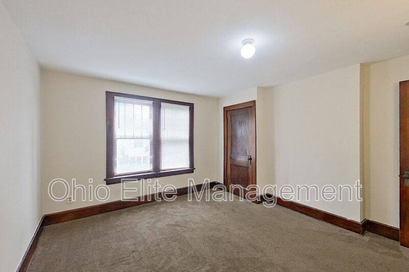 House for rent at 461 Reinhard Ave, Columbus, OH 43206