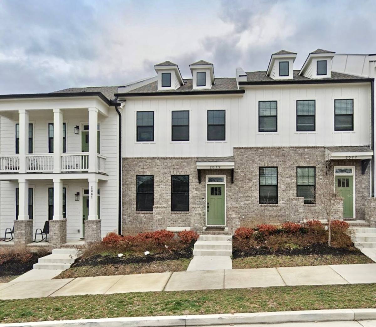 Townhouse for rent at 2079 Oakwood Ave, Nashville, TN 37207