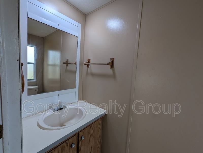 House for rent at 3123 Camp Rd, Marianna, FL 32446
