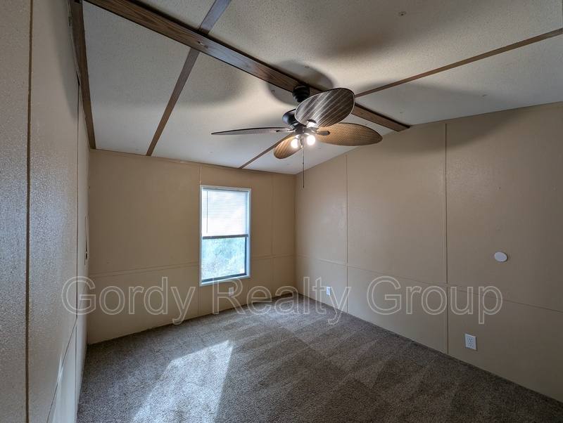 House for rent at 3123 Camp Rd, Marianna, FL 32446