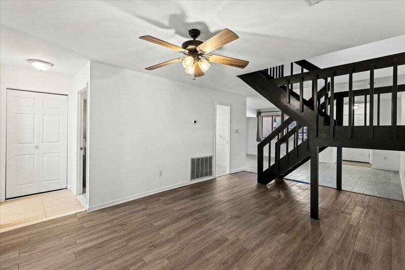 Townhouse for rent at 2609 Dogwood Court #52, Mays Landing, NJ 08330
