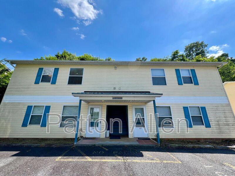 Apartment for rent at 97 Citadel Dr #208, Cullowhee, NC 28723