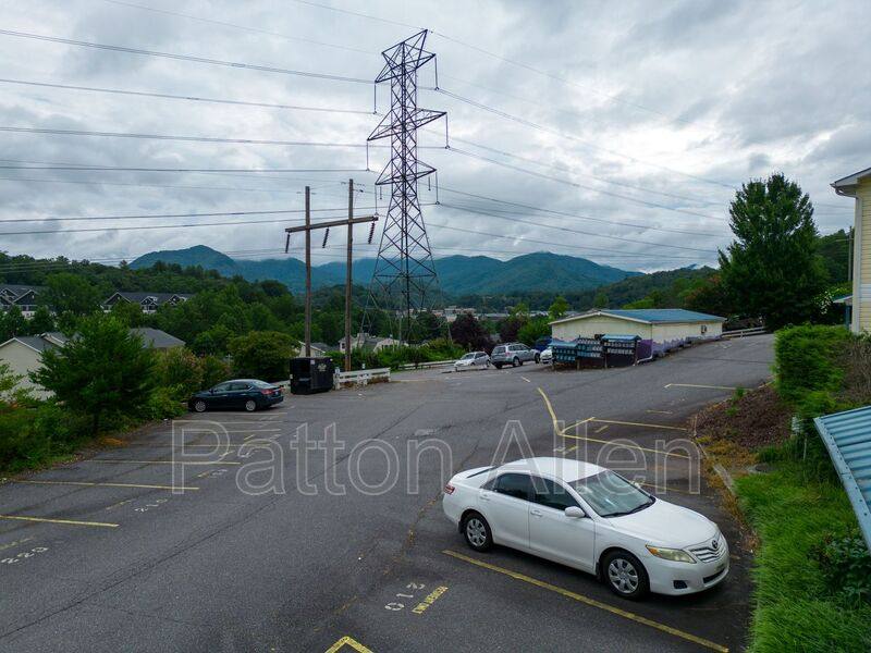 Apartment for rent at 97 Citadel Dr #208, Cullowhee, NC 28723