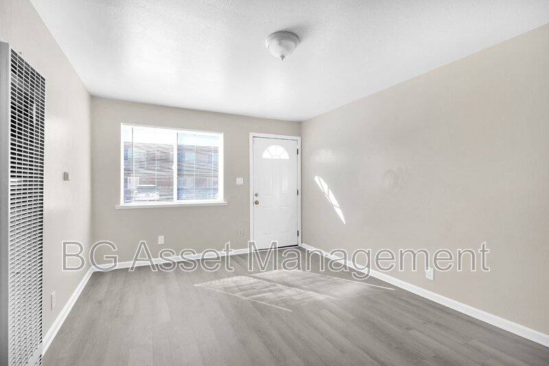 Apartment for rent at 150 Marina Way, Richmond, CA 94801