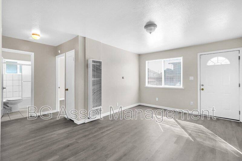 Apartment for rent at 150 Marina Way, Richmond, CA 94801