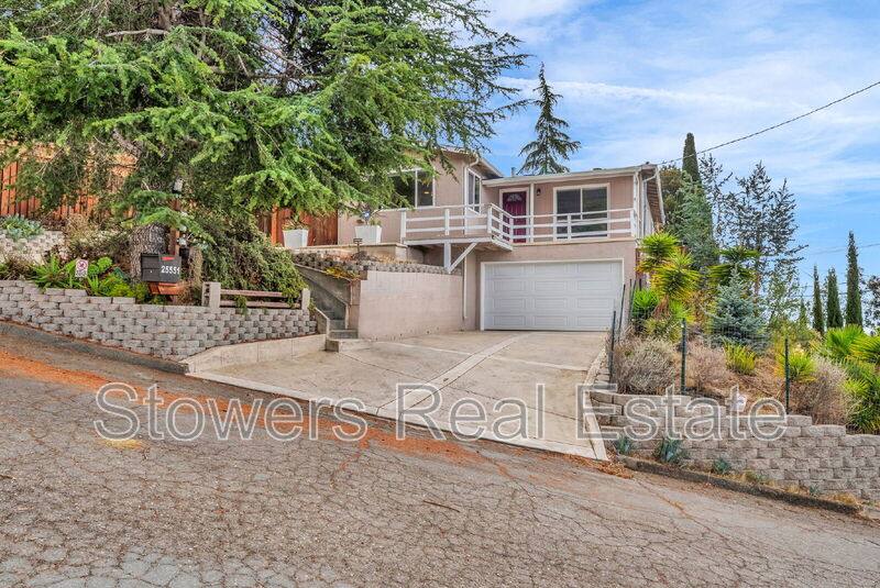 House for rent at 25551 Maitland Dr, Hayward, CA 94542