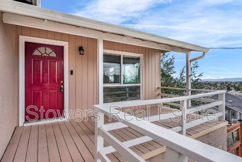 House for rent at 25551 Maitland Dr, Hayward, CA 94542