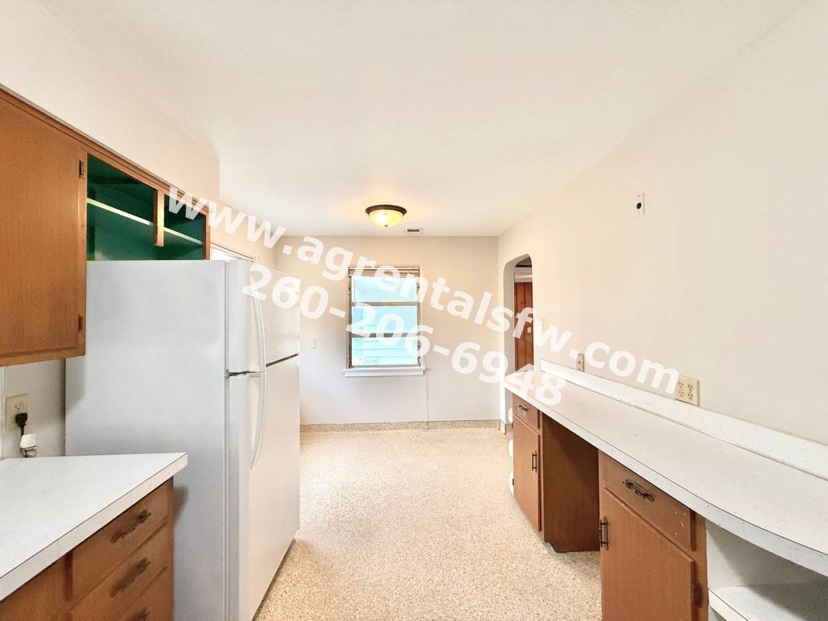 House for rent at 14901 Illinois Rd, Fort Wayne, IN 46814