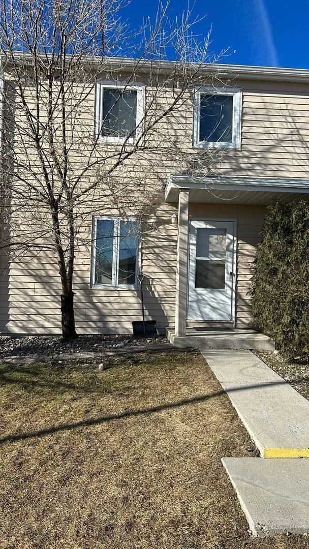 Apartment for rent at 4123 Central Ave, Mount, Great Falls, MT 59405