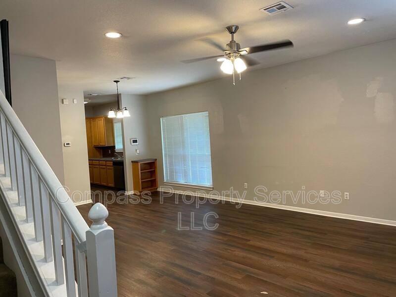 Townhouse for rent at 1916A S 15th St #1916A, Waco, TX 76706
