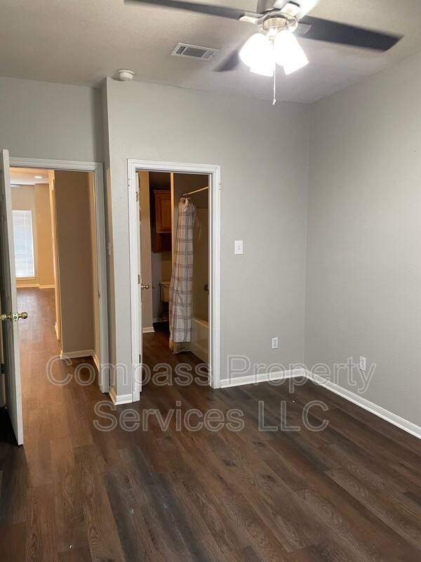Townhouse for rent at 1916A S 15th St #1916A, Waco, TX 76706