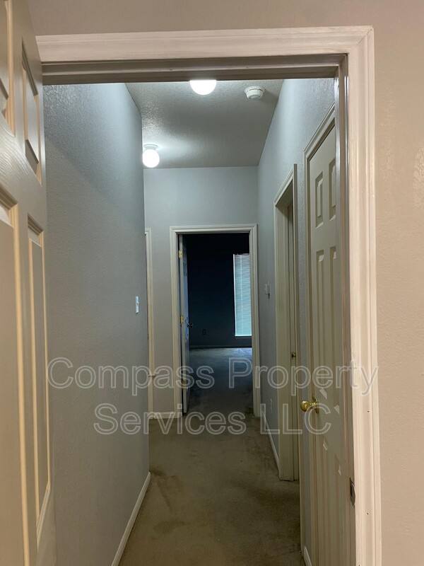 Townhouse for rent at 1916A S 15th St #1916A, Waco, TX 76706