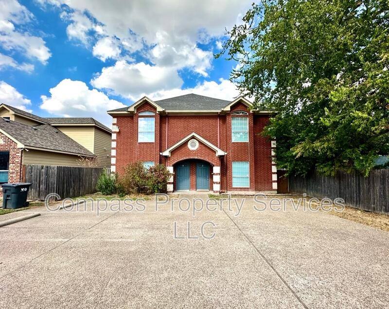 Townhouse for rent at 1916A S 15th St #1916A, Waco, TX 76706