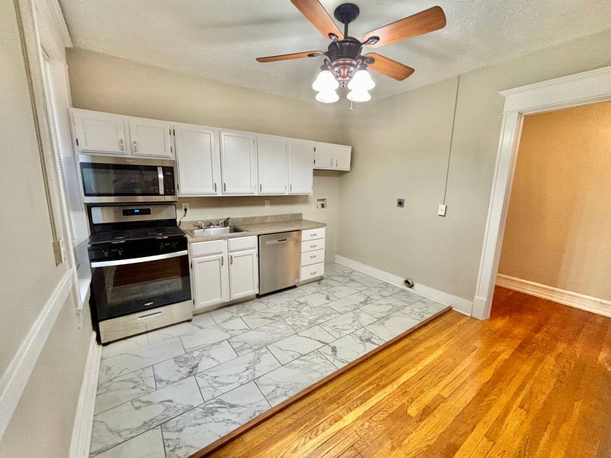 Apartment for rent at 1521 S 4th St, Louisville, KY 40208