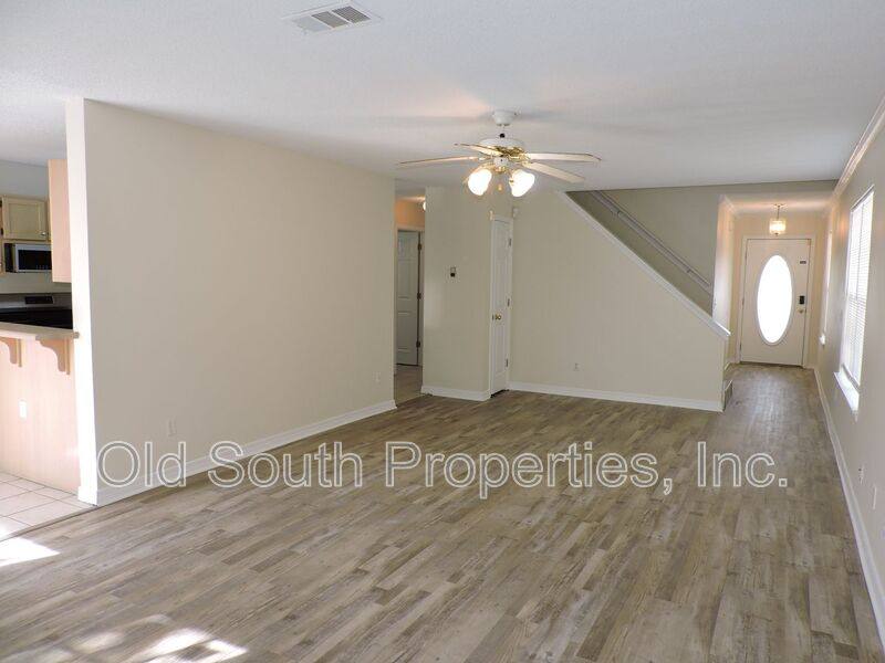 House for rent at 3296 Two Sisters Way, Pensacola, FL 32505