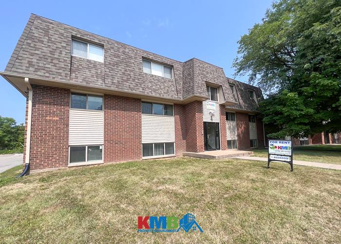 House for rent at 916 20th Ave Place, Coralville, IA 52241