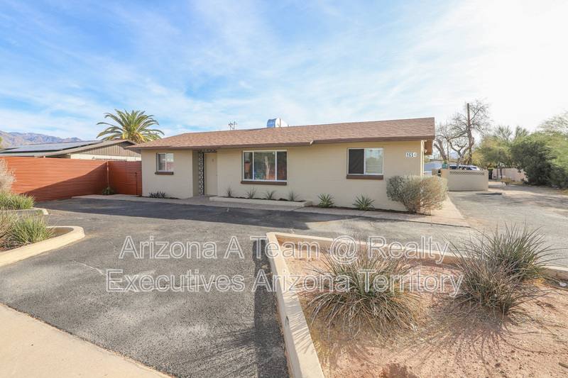 House for rent at 1654 N Rosemont Blvd #1, Tucson, AZ 85712